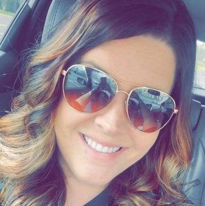 Meet your Posher, Mallory